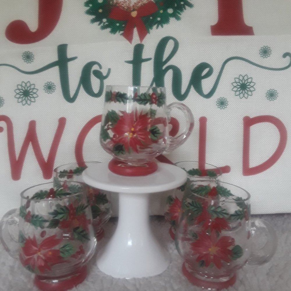 Christmas painted eggnog glass